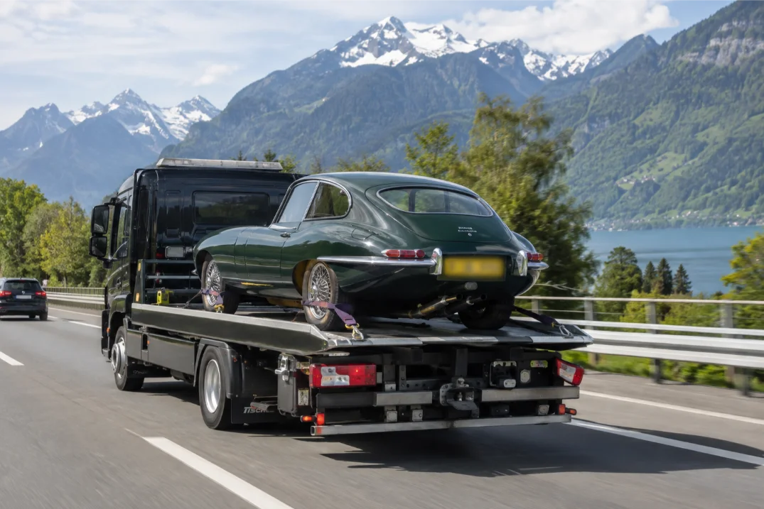 Green Jaguar E-type Classic Vehicle Recovery Interlaken, Switzerland